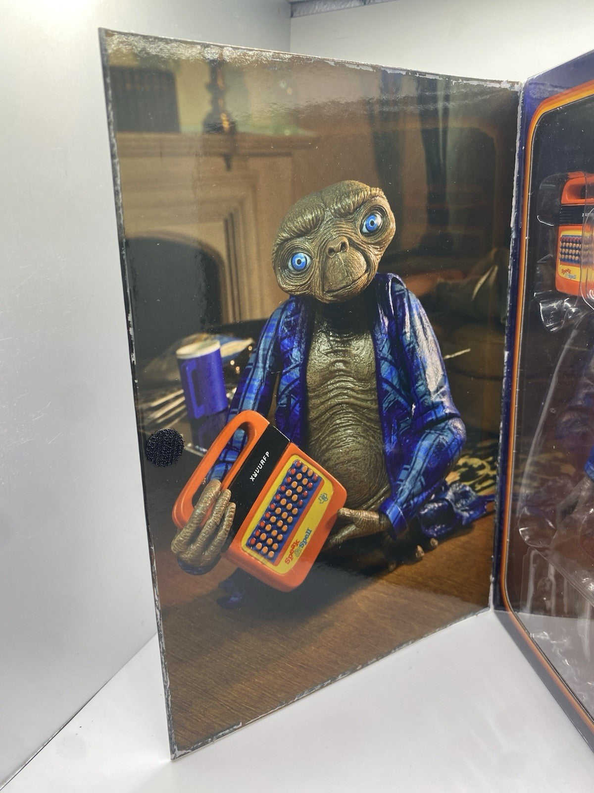 NECA E.T. 40th Anniversary - Ultimate Telepathic E.T. 7-inch Action Figure