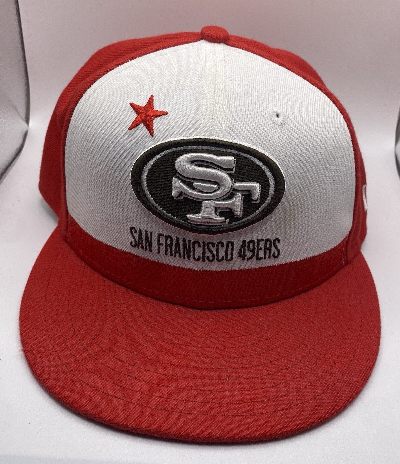 San Francisco 49ers red and white New Era cap size: 7 1/8 56.8cm #NFL #49ers