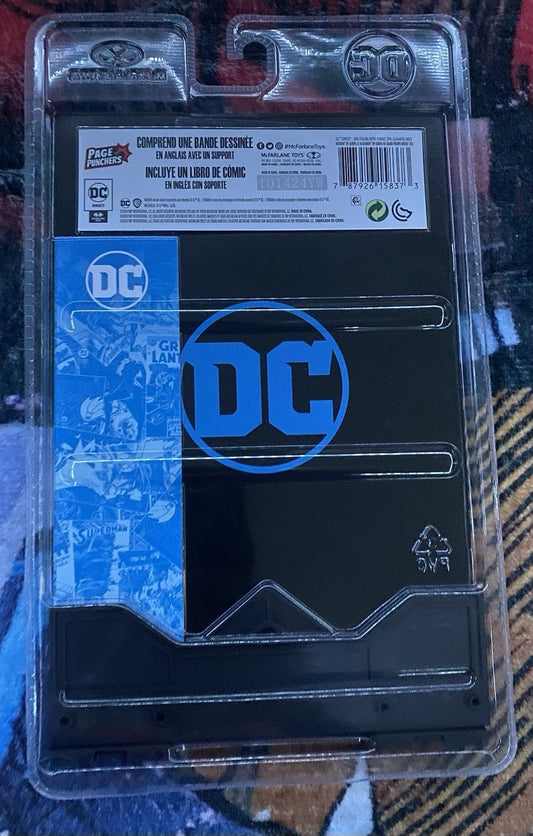 DC Metal Dark Knight Comic Book With Figures From Earth 44 And Earth 11