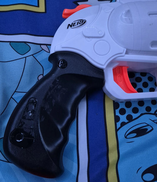 2019 Nerf Fortnite SR Blaster 4-Dart Hammer Action Pistol. Darts Not Included