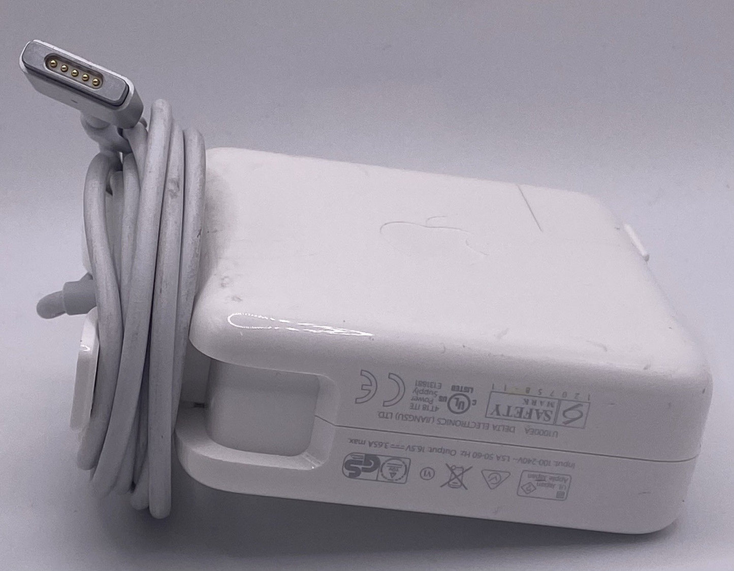 Apple 60W MagSafe 2 Power Adapter - White