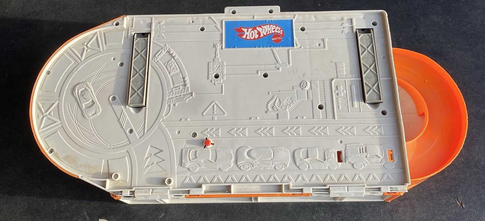 Hot Wheels Child Vehicle Playsets Retro Style Orange 