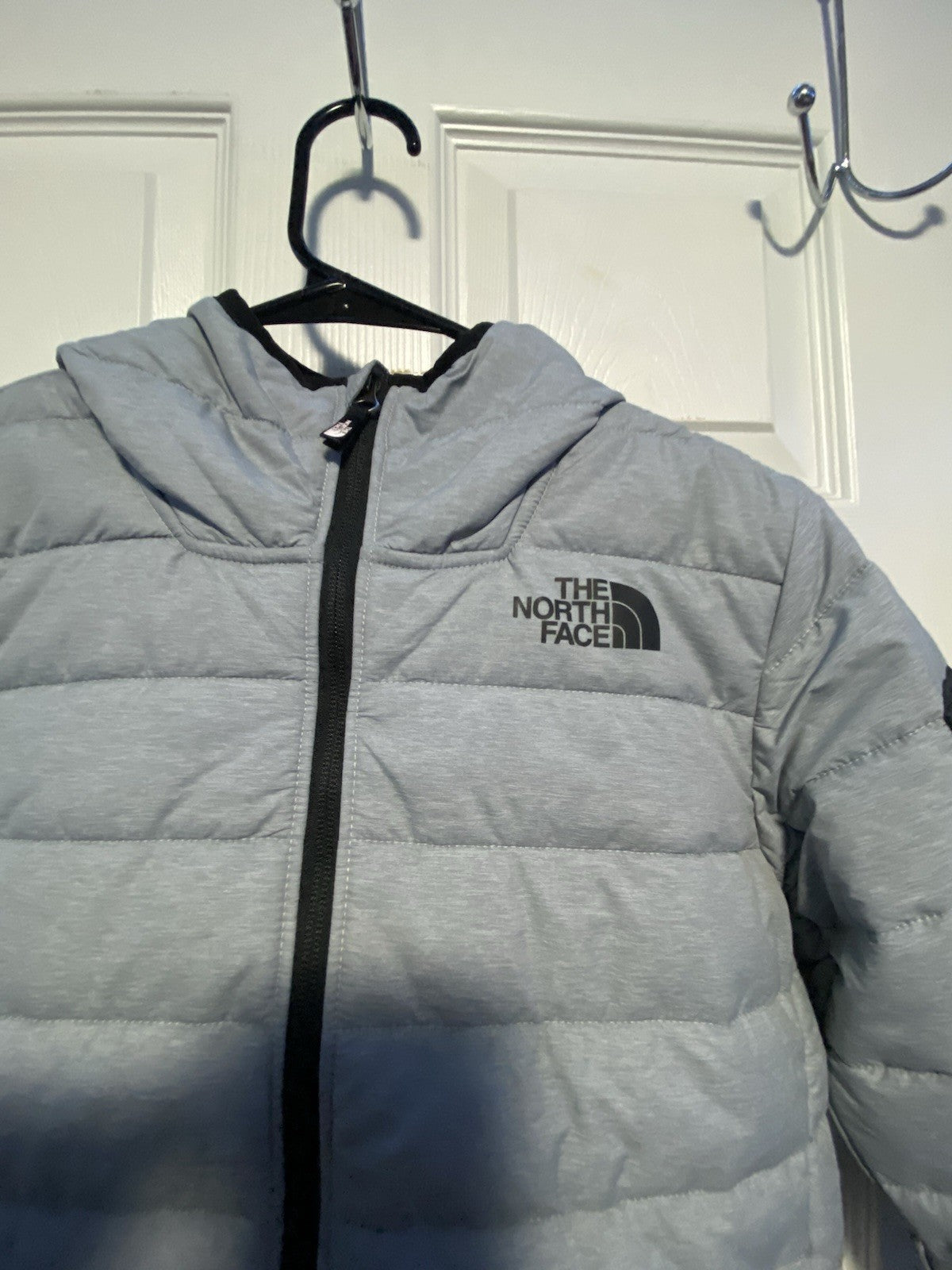 The North Face Gray kids puffer Jacket size: Large