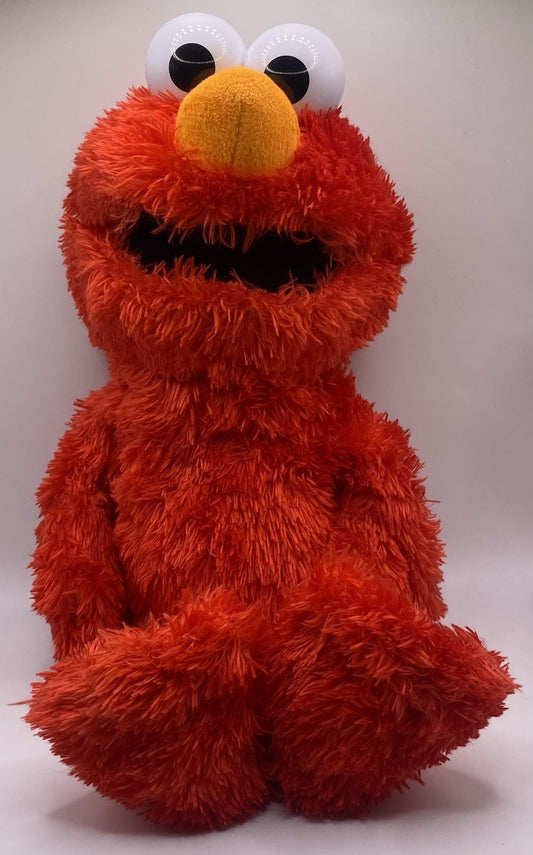 Sesame Street Love to Hug Elmo - 14-inch Plush Toy for Children 18 Months and Up