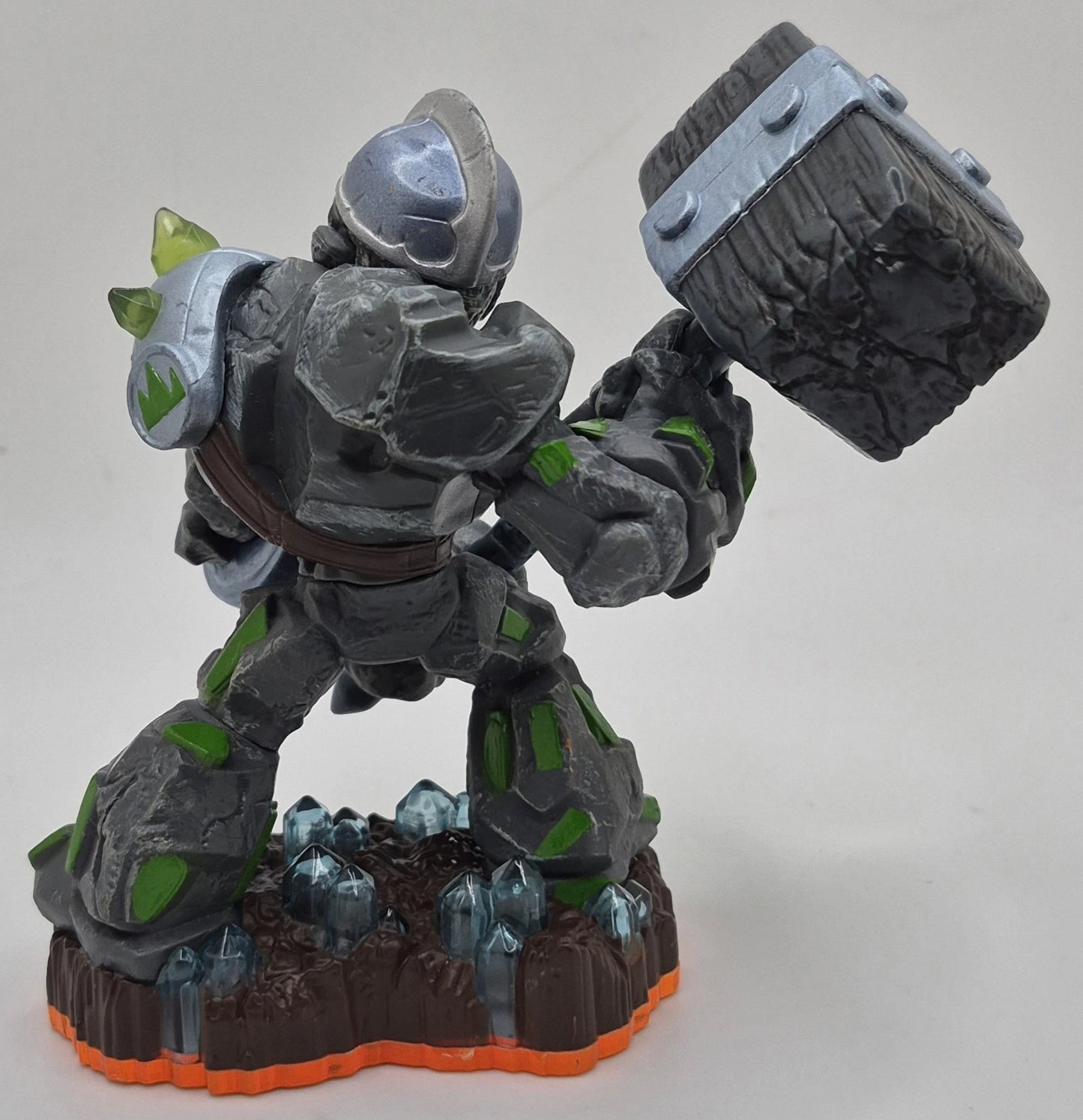 Skylanders Giants: Crusher Giant Character