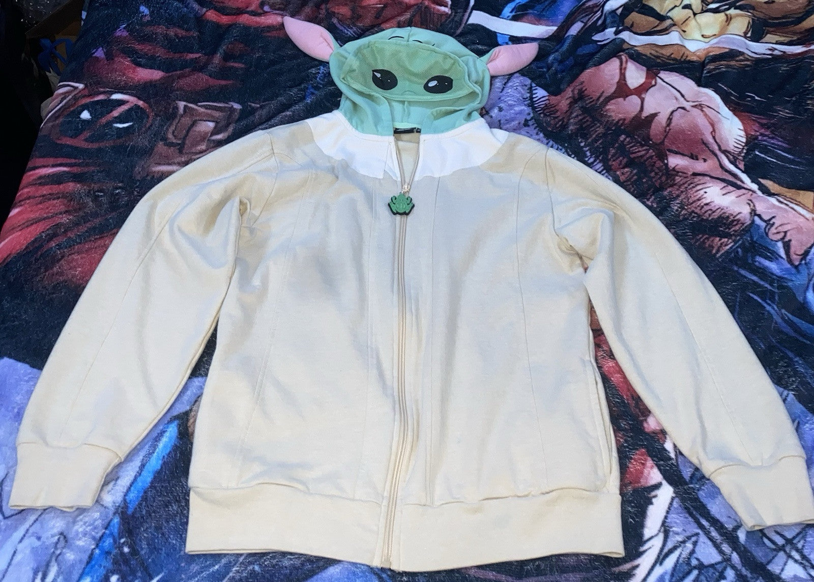 Disney Star Wars Grogu Baby Yoda Mandalorian Full-Zip Hoodie Youth Size: XL