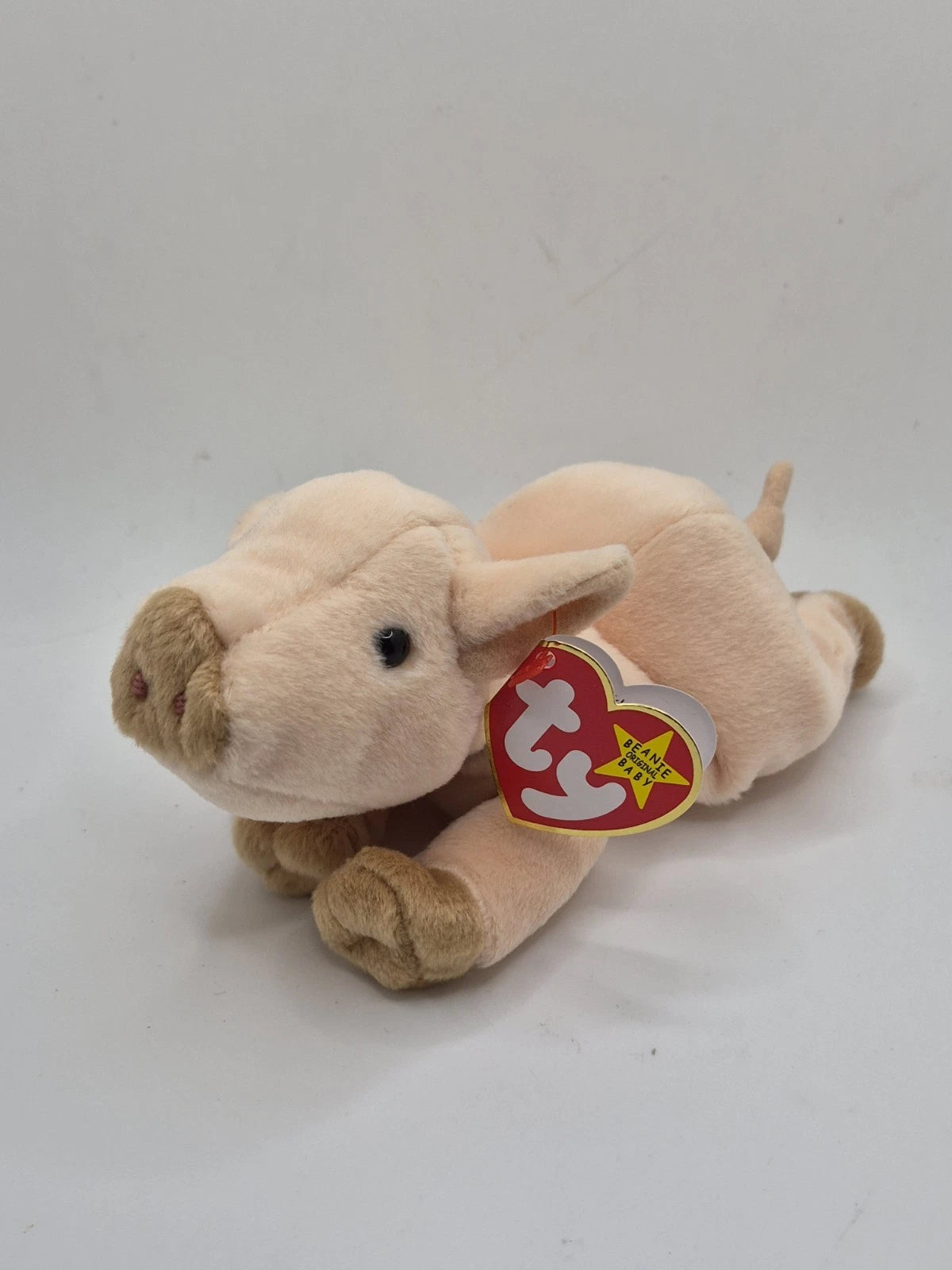 Ty Beanie Baby Knuckles The Pig DOB March 25, 1999 MWMT