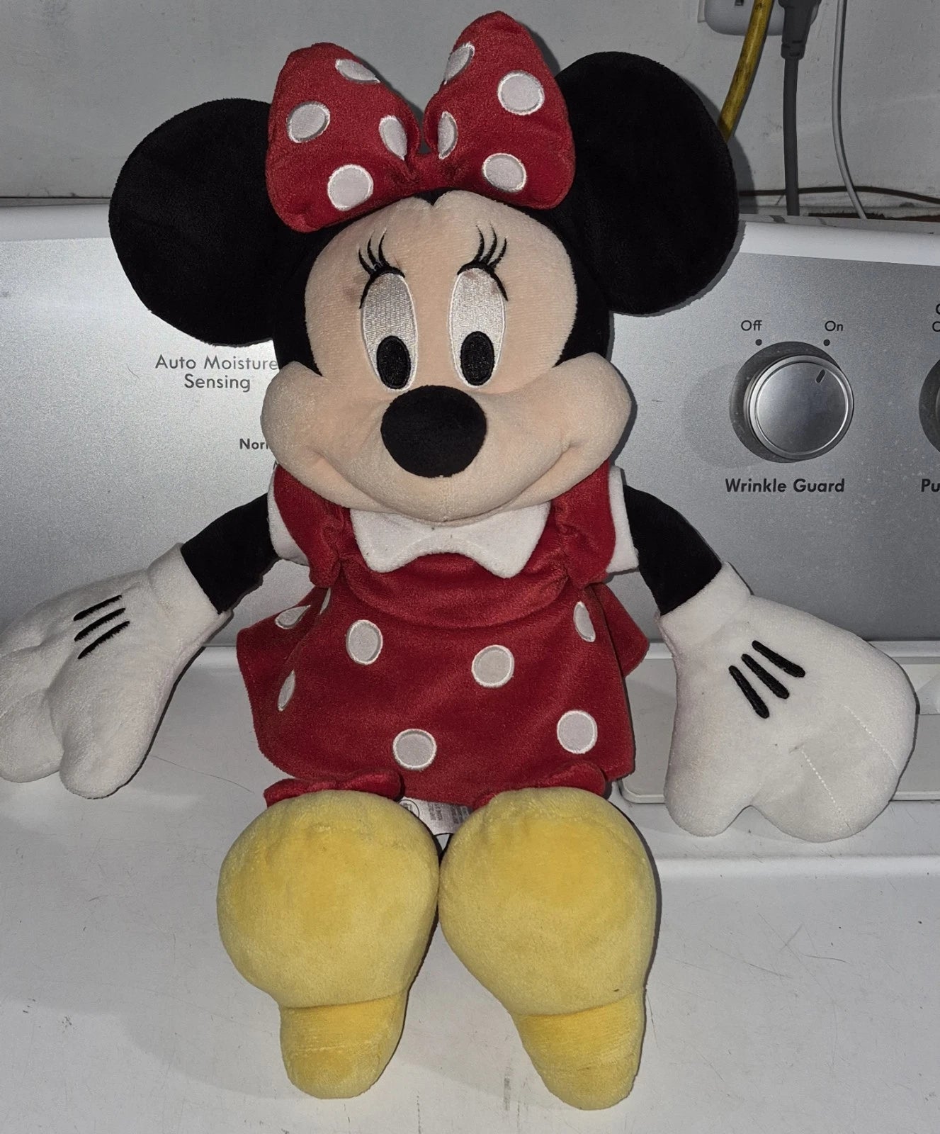 Disney Minnie Mouse Plush 18 in stuffed animal