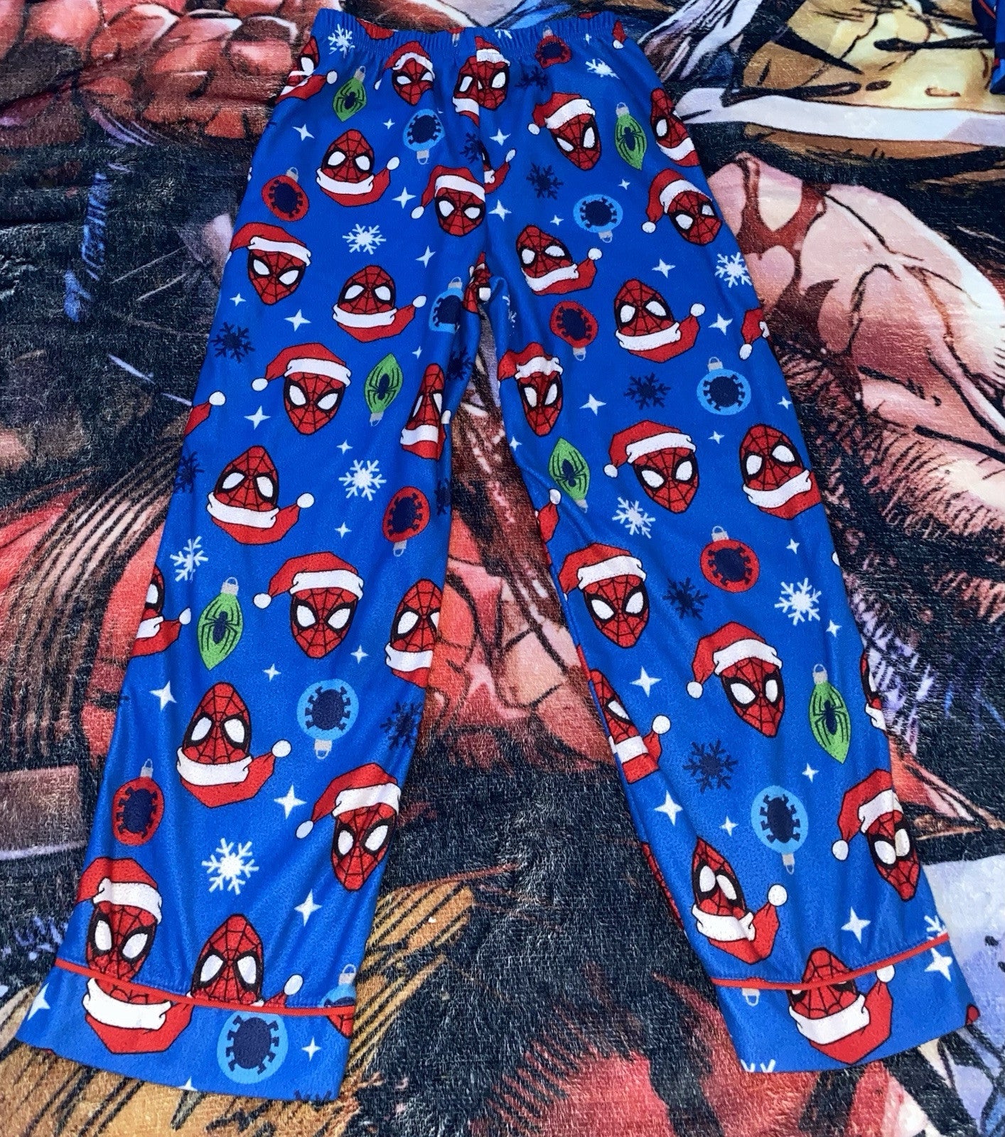 Spiderman Marvel Christmas Pajamas Sleepwear 2 Piece Coat Button up/Pants (8/10)