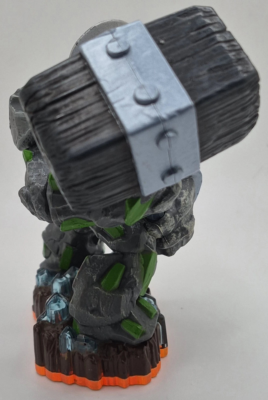 Skylanders Giants: Crusher Giant Character