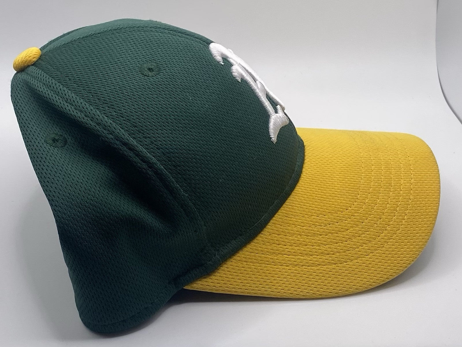 Oakland Athletics A's Strapback Baseball Cap Hat Green OC Sports OSFA MLB