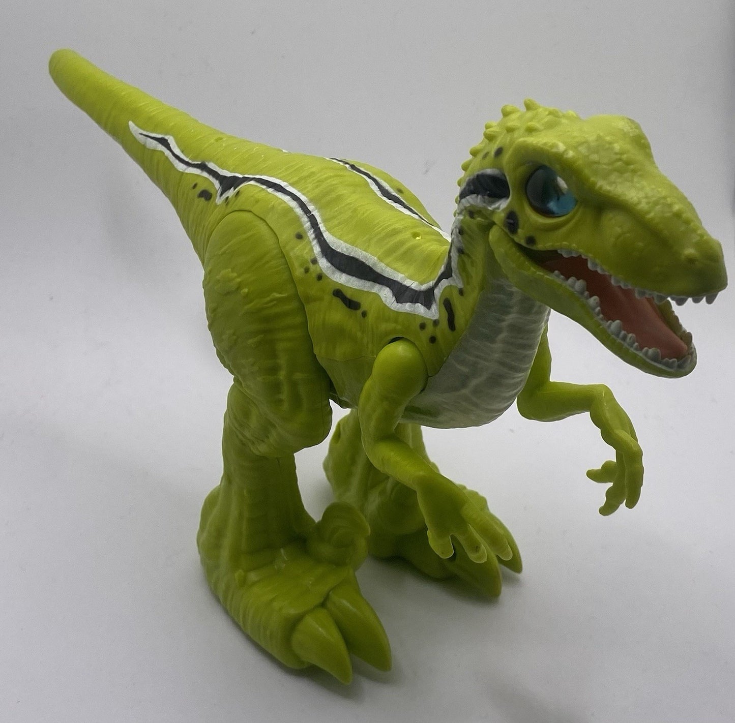 Green Raptor Dinosaur Robo Alive Rampaging Zuru Inc Action Figure Runs & Chomps