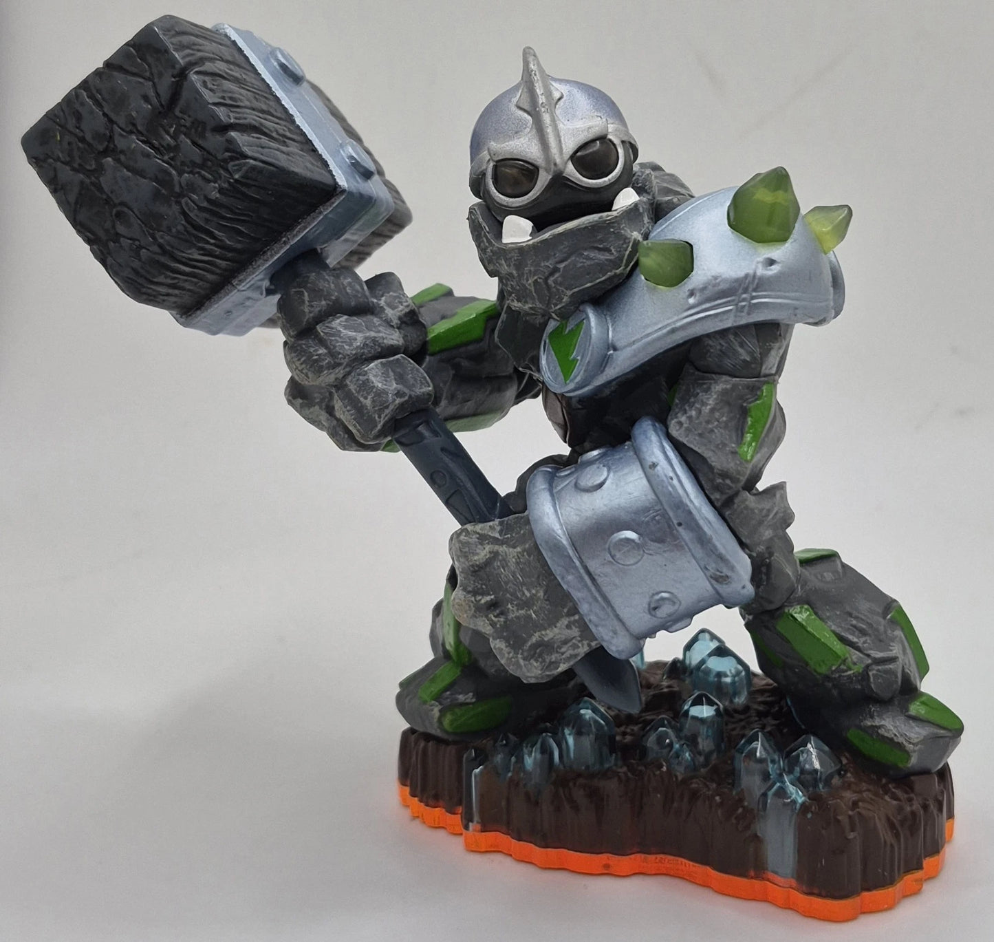 Skylanders Giants: Crusher Giant Character