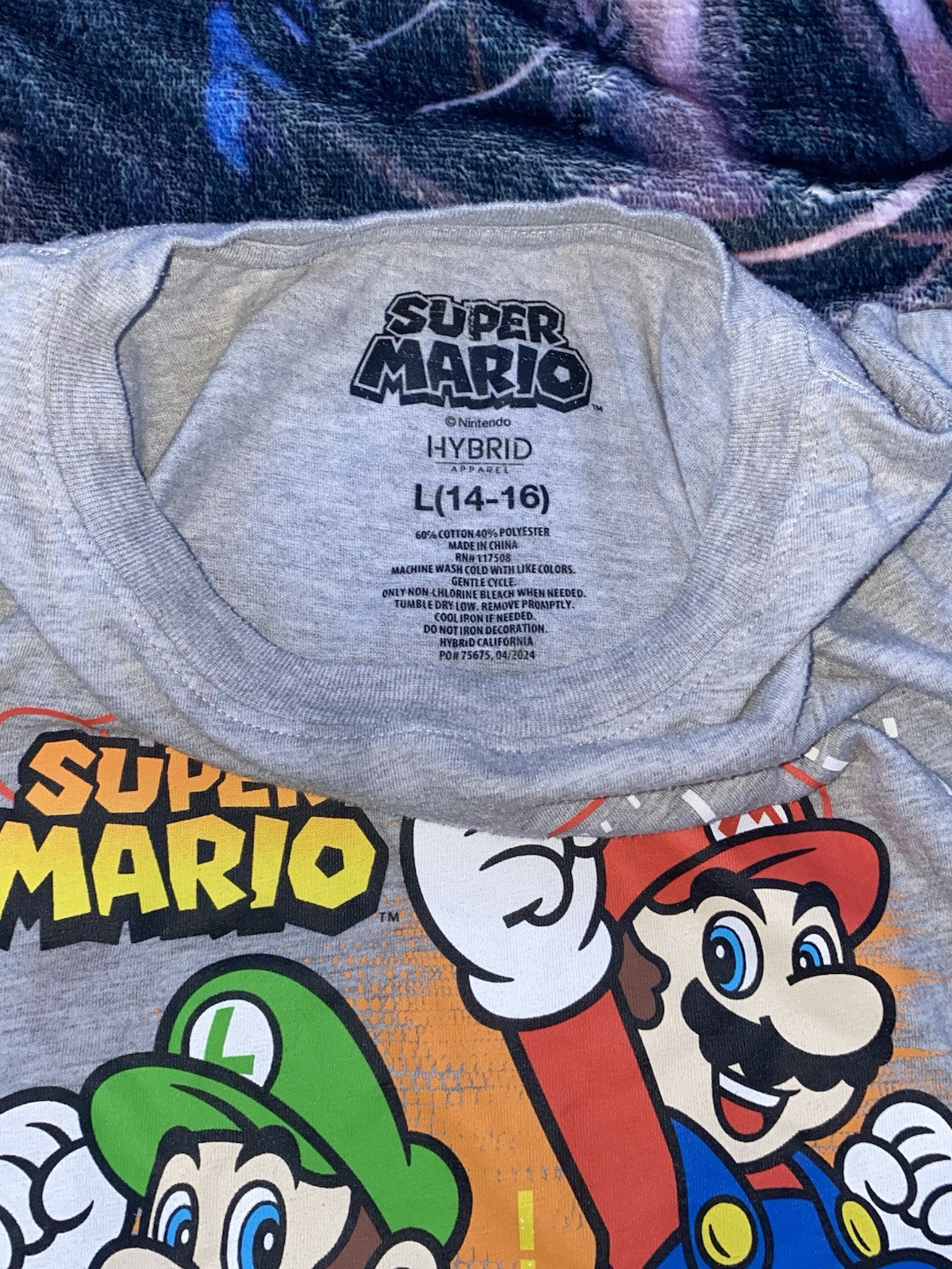 Nintendo Super Mario Bros T Shirt Kids Size: (Large 14-16)